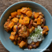 Traybake met kip, pompoen en harissa